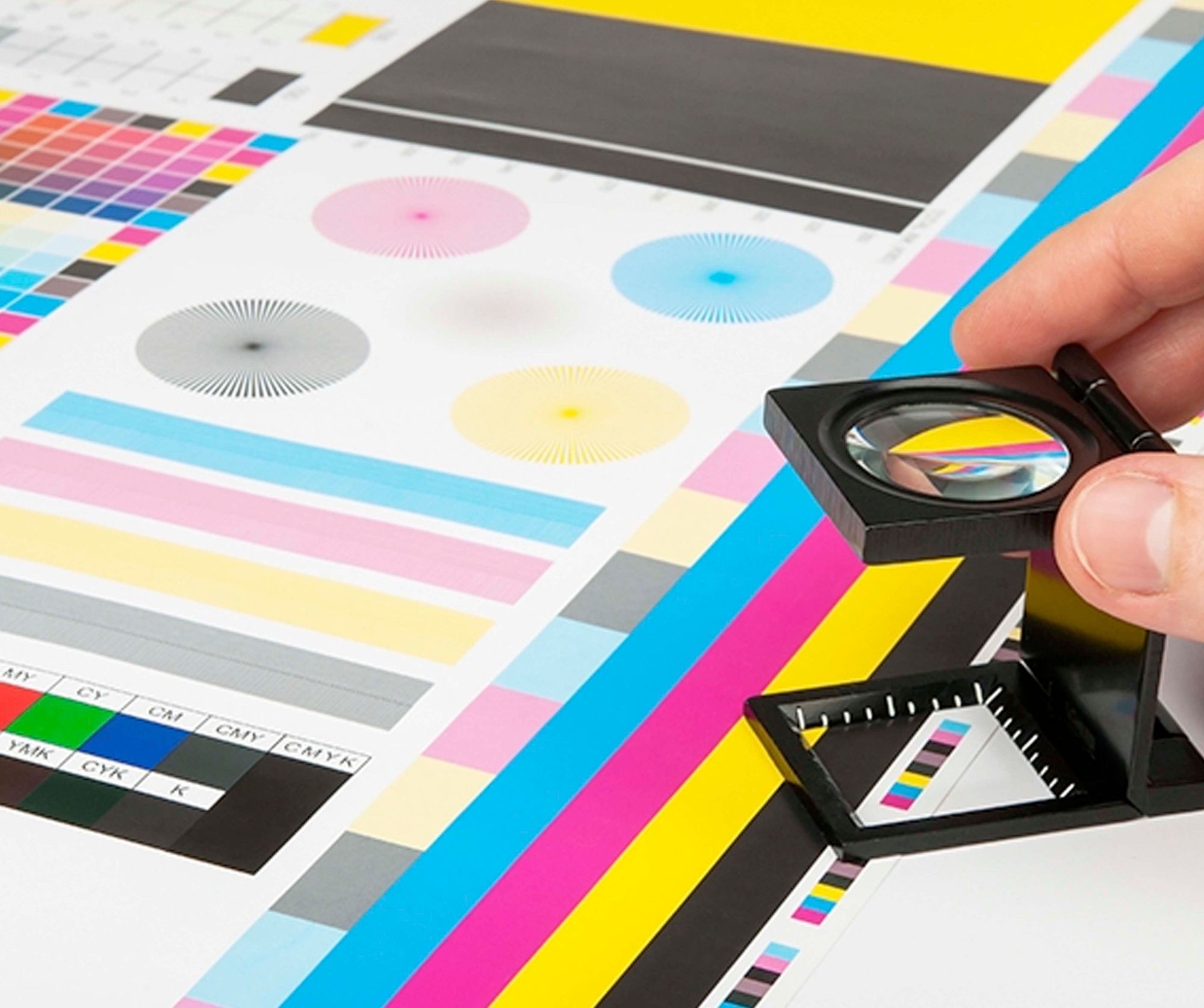 ملصقات التدقيق والنماذج