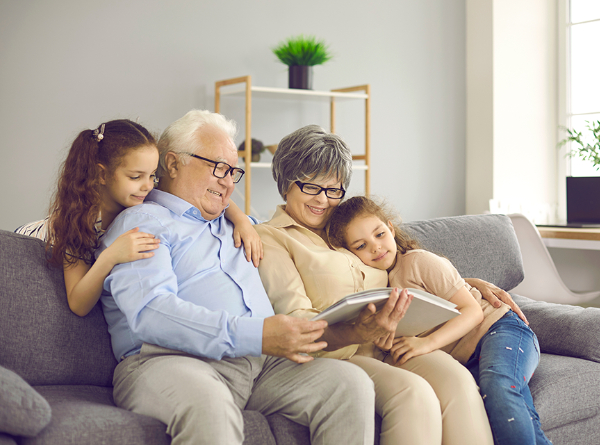 2025-2026 Financial Calendar (VIC) Family Photos