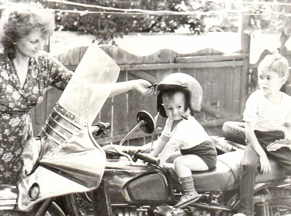 2026 Calendar (QLD) Family Photos